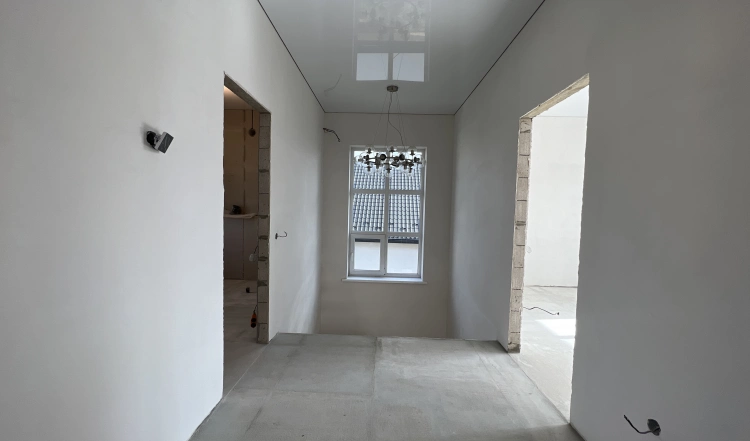 Продається новий, затишний, сучасний будинок в Житомирі